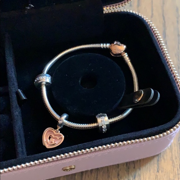 PANDORA Fun In Love Bracelet Gift Set Rose 7.5” - Picture 7 of 8